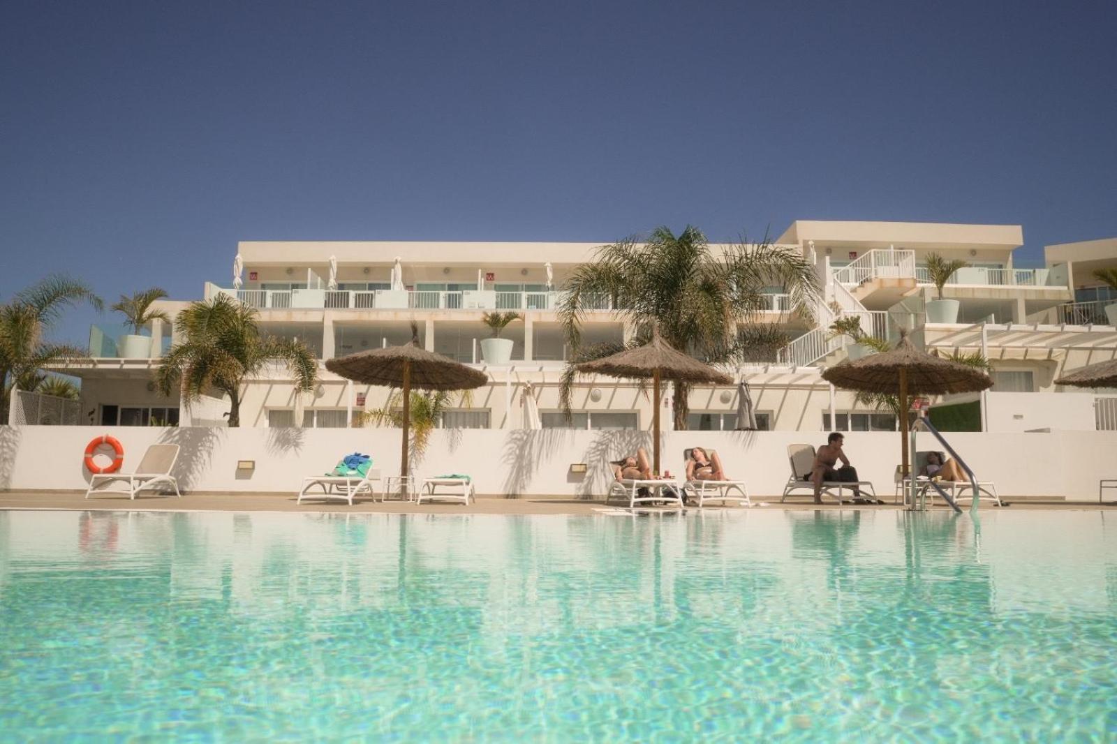 Precioso Apartamento En Complejo Con Piscina Costa Teguise Eksteriør bilde